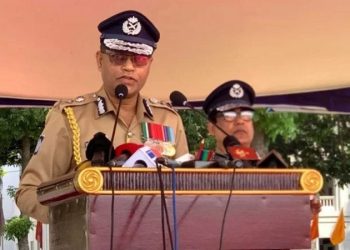জনগণকে নিয়ে অপরাধ দমনের জন্য পুলিশ কর্মকর্তাদেরকে নির্দেশ আইজিপির