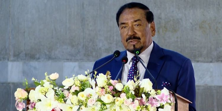 রাষ্ট্রীয় অনুষ্ঠানে বিশৃঙ্খলা দেখে ‘বিব্রত-ক্ষুব্ধ’ রাষ্ট্রপতি