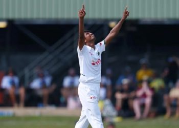 অস্ট্রেলিয়াকে ১৯৮ রানে গুটিয়ে দিল বাংলাদেশ, হাসানের ৬ উইকেট