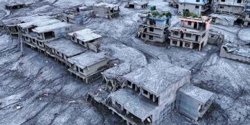 নেপালে বন্যায় মৃতের সংখ্যা ৮০০ ছাড়িয়েছে