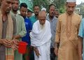 এক মসজিদে ৫৬ বছর ইমামতি, ওমরাহ করতে পাঠালেন এলাকাবাসী