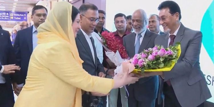 দেশে ফিরেছেন প্রধানমন্ত্রী তারেক রহমান