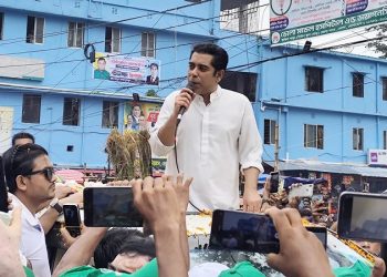 আ. লীগ দেশের অর্থনীতির কোমর ভেঙে দিয়ে গেছে: তথ্যমন্ত্রী