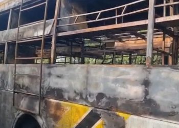 স্লিপার বাসে ভয়াবহ আগুন, ৯ যাত্রীর প্রাণহানি