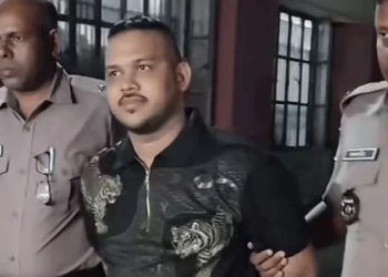 প্রিজন ভ্যান থেকে ‘পিচ্চি রাজা’ পালানোর ঘটনায় ৫ পুলিশ বরখাস্ত