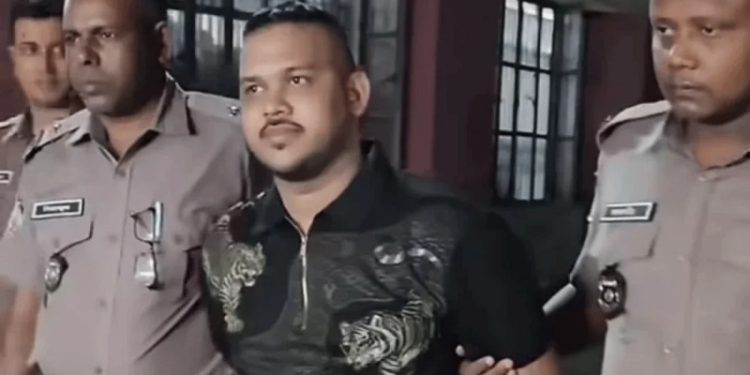 প্রিজন ভ্যান থেকে ‘পিচ্চি রাজা’ পালানোর ঘটনায় ৫ পুলিশ বরখাস্ত