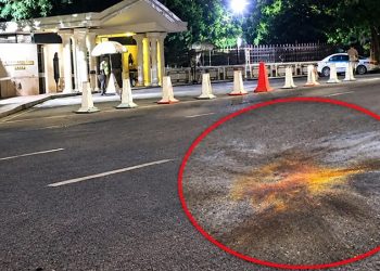 মধ্যরাতে প্রধানমন্ত্রীর কার্যালয়ের সামনে ককটেল বিস্ফোরণ
