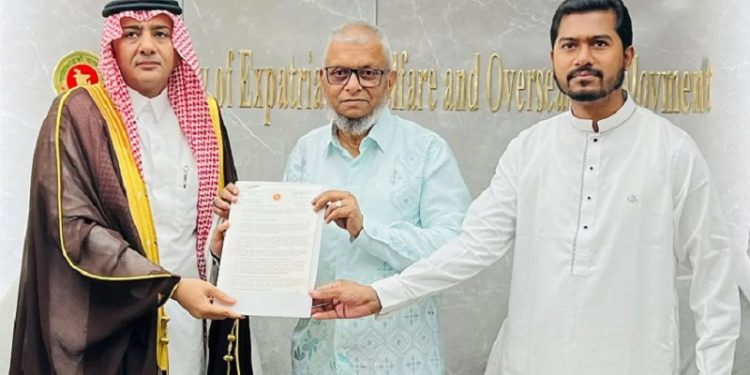 ‘আকামার মেয়াদ শেষ হলেও সৌদিতে প্রবেশের সুযোগ পাবেন প্রবাসীরা’