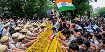 ‘পতনের দ্বারপ্রান্তে নরেন্দ্র মোদি’