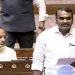 পদত্যাগ করলেন ভারতের কেন্দ্রীয় তথ্যমন্ত্রী