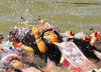 ঢাকার ৩৩ পয়েন্টে প্রতিমা বিসর্জন, নিরাপত্তায় ১৬ হাজারের বেশি পুলিশ