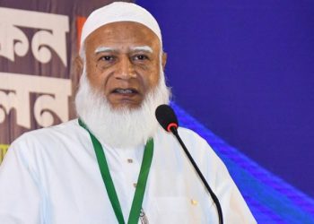অন্যায়ের বিরুদ্ধে প্রতিবাদ করে আখতারুজ্জামান বীরত্বের প্রমাণ দিয়েছেন