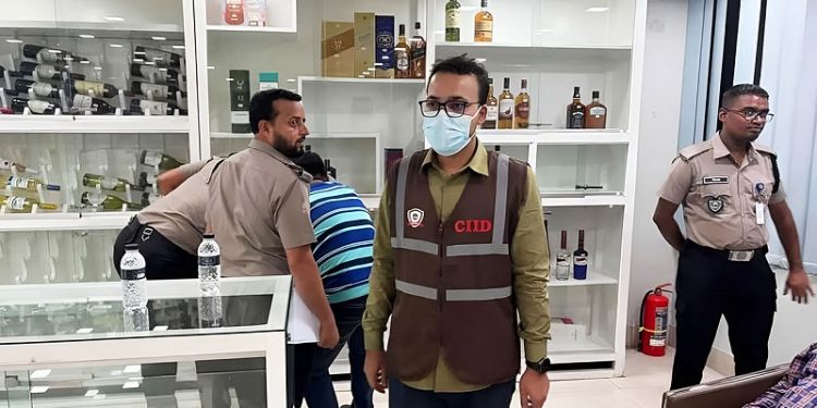 সালমান মুক্তাদিরের শ্বশুরের চার ওয়্যারহাউস সিলগালা