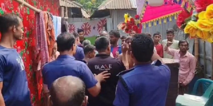গাইবান্ধায় চোরাই গরু দিয়ে বৌভাতের আয়োজন, গ্রেপ্তার বরের বাবা