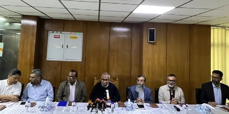 গার্মেন্টস শ্রমিকদের নতুন মজুরি নির্ধারণে বোর্ড গঠন হবে আগামীকাল